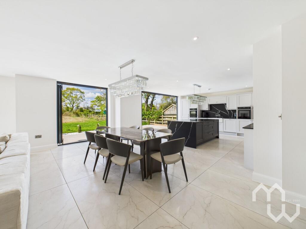 Open plan dining area