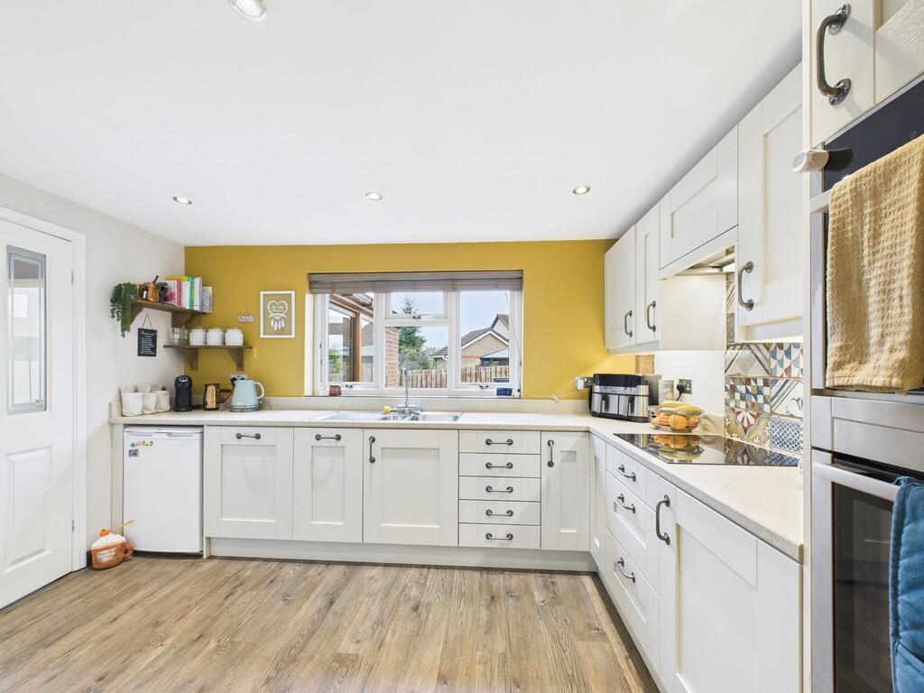 CAM01835G0-PR0339...