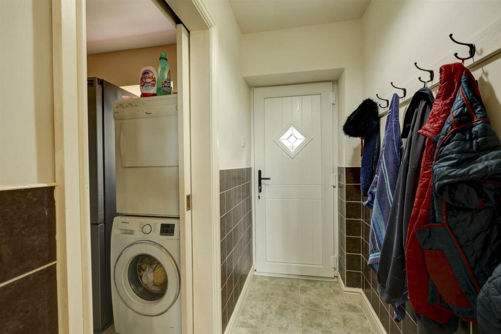 Back Hallway and Utility