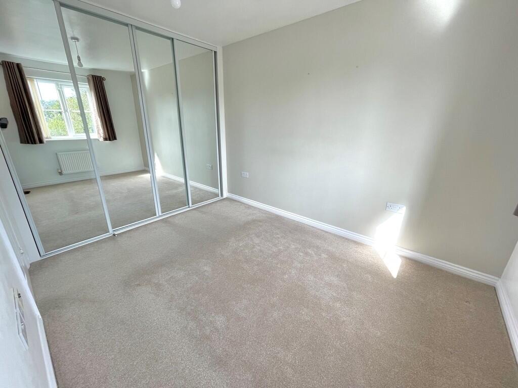 19 Olliver Acre B...