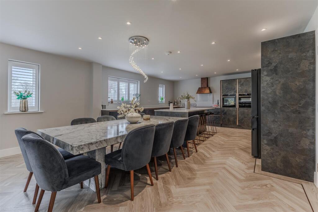 Kitchen- Leys Field.jpg