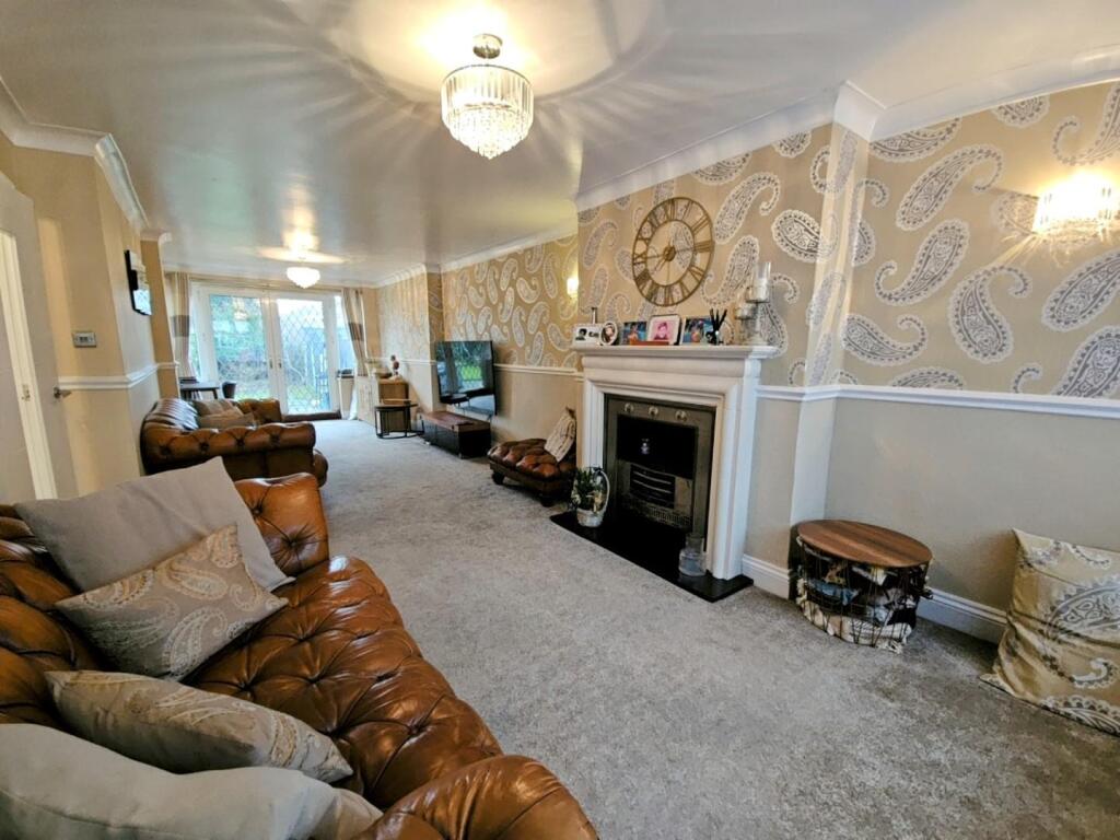 Open-plan Living/Dining Room