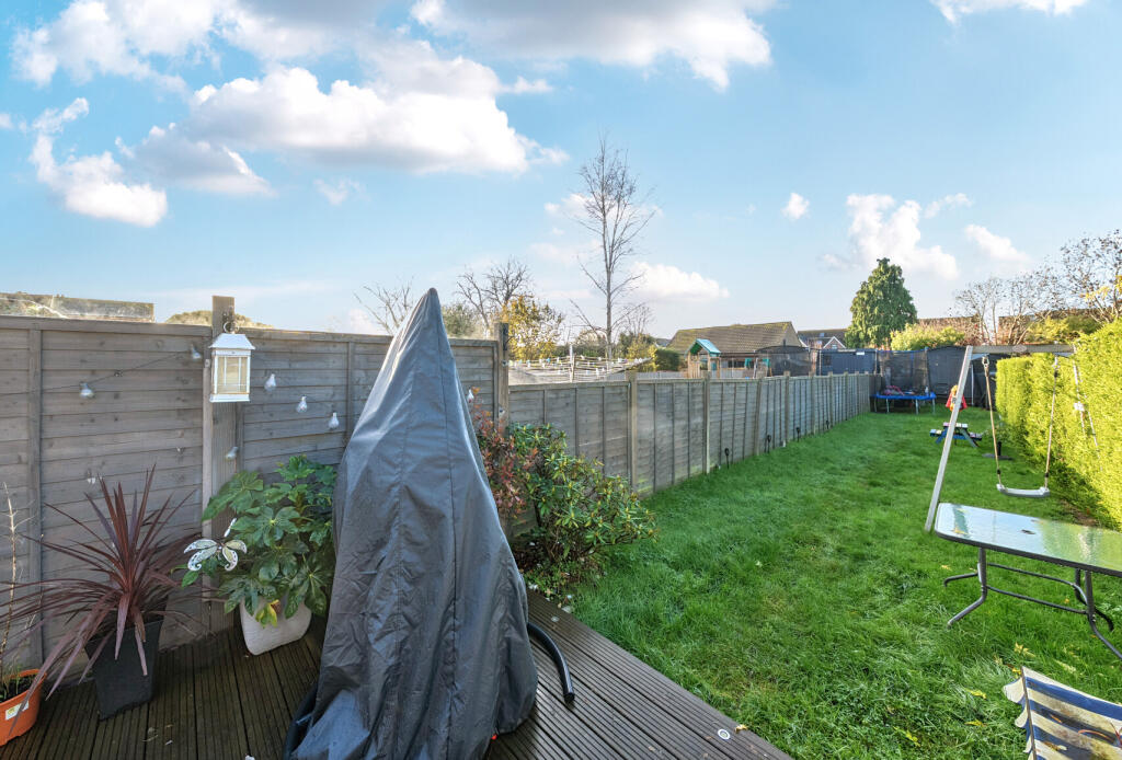 1384338-2-692ec25...