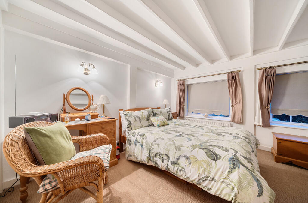 1375702-13-691266...