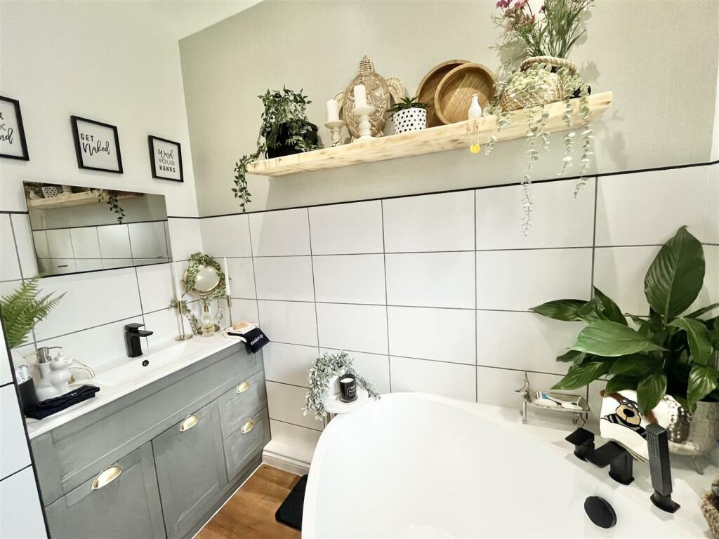 Downstairs Bathroom