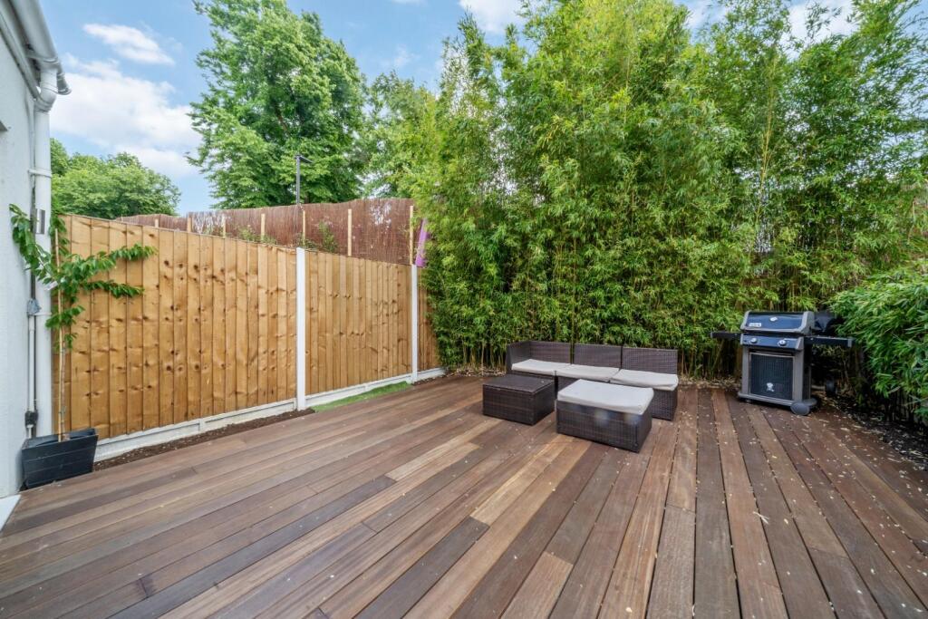 Grantham Road 79 PH15.jpg