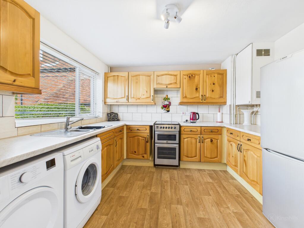 CAM02119G0-PR0459-STILL007