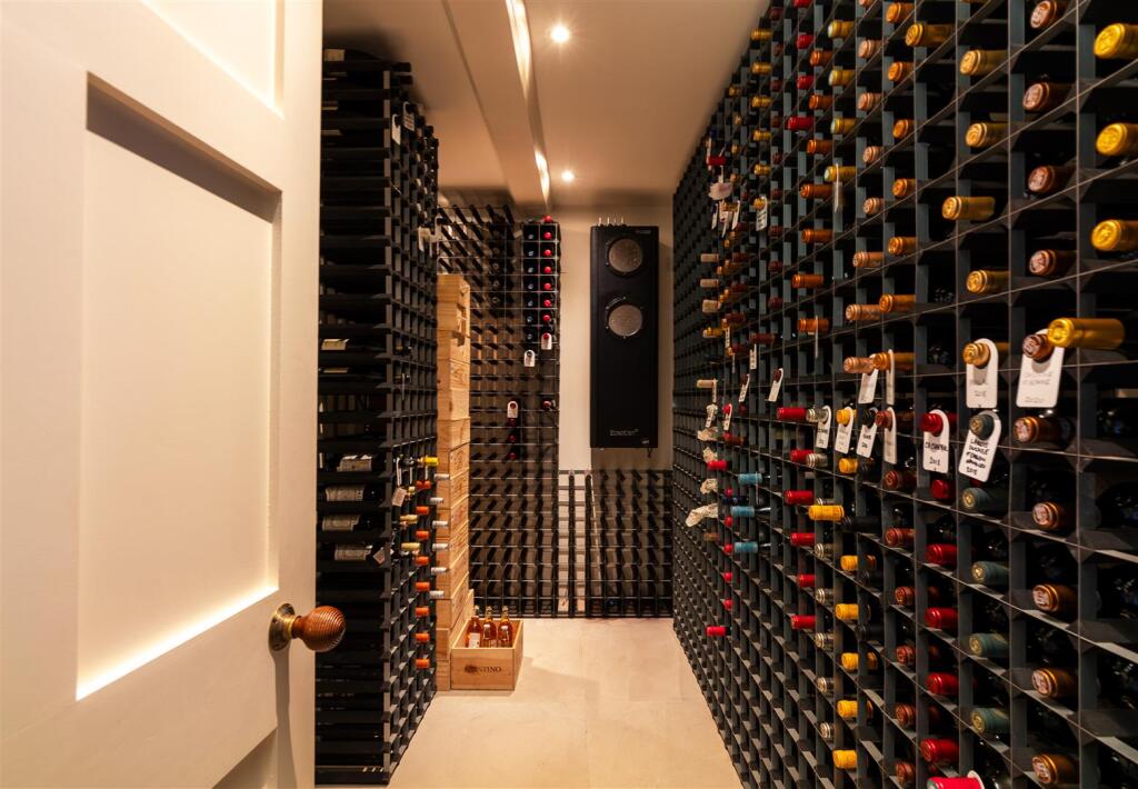 Wine Store
