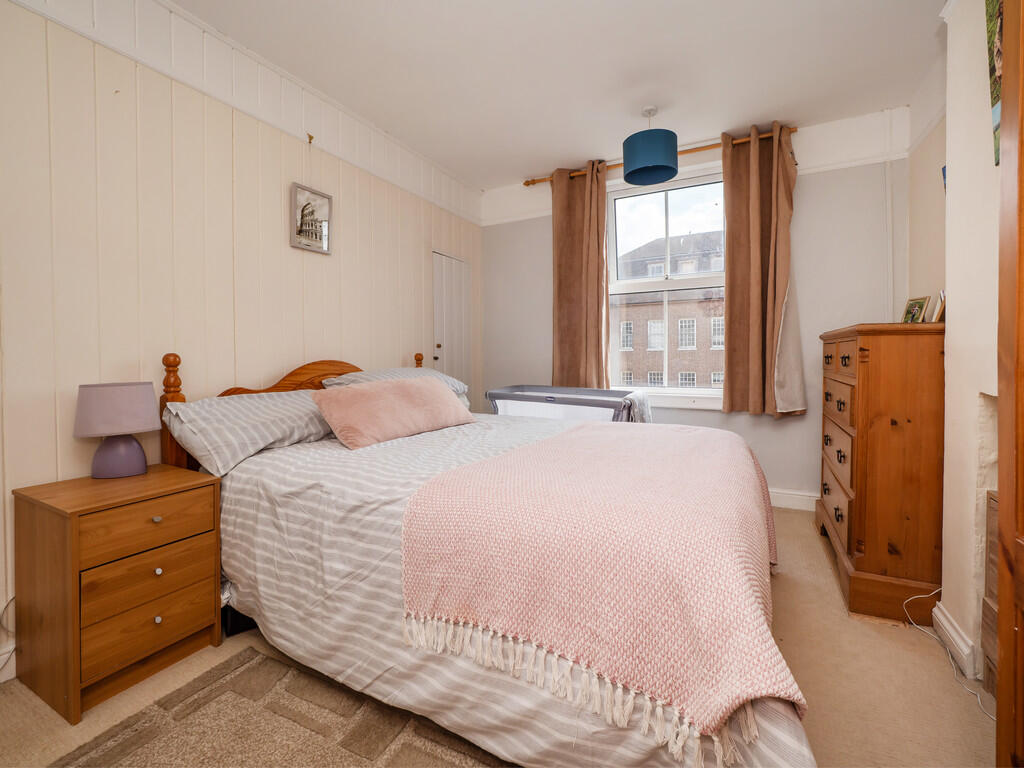 13QueensRd-18
