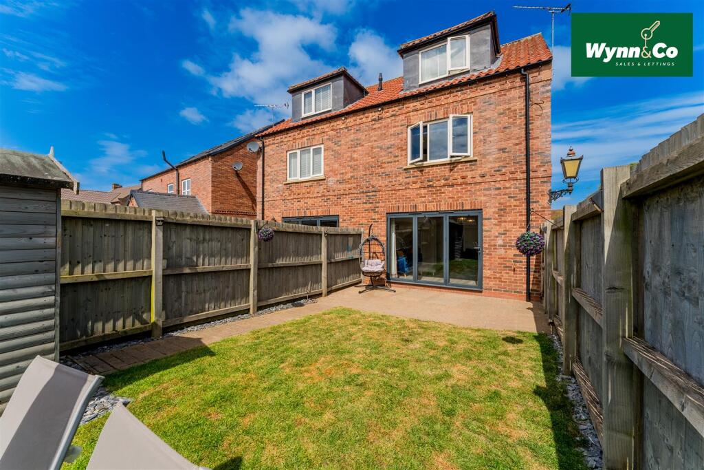 2 Wheatsheaf Court-1045L.jpg