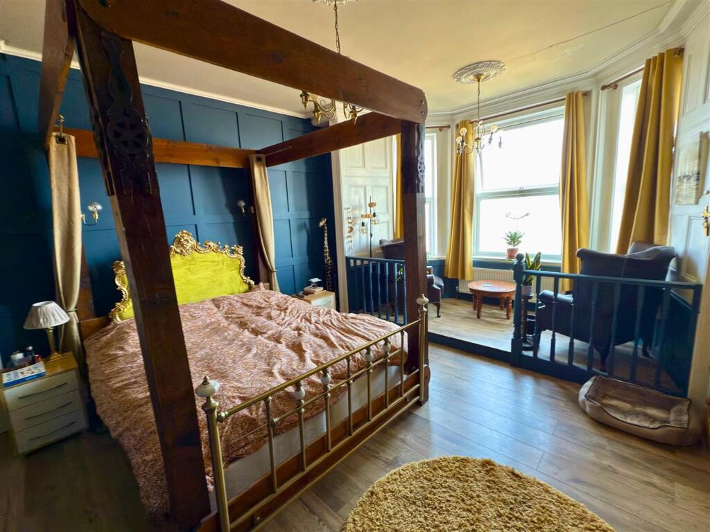 Master Bedroom Private Living Area.jpg