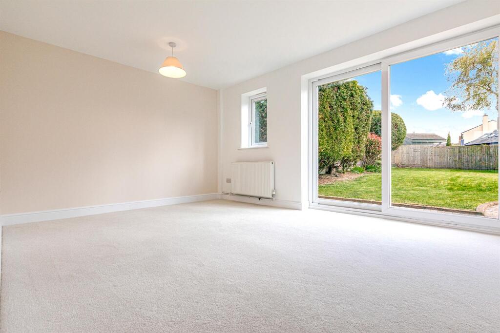 Ground floor bedroom