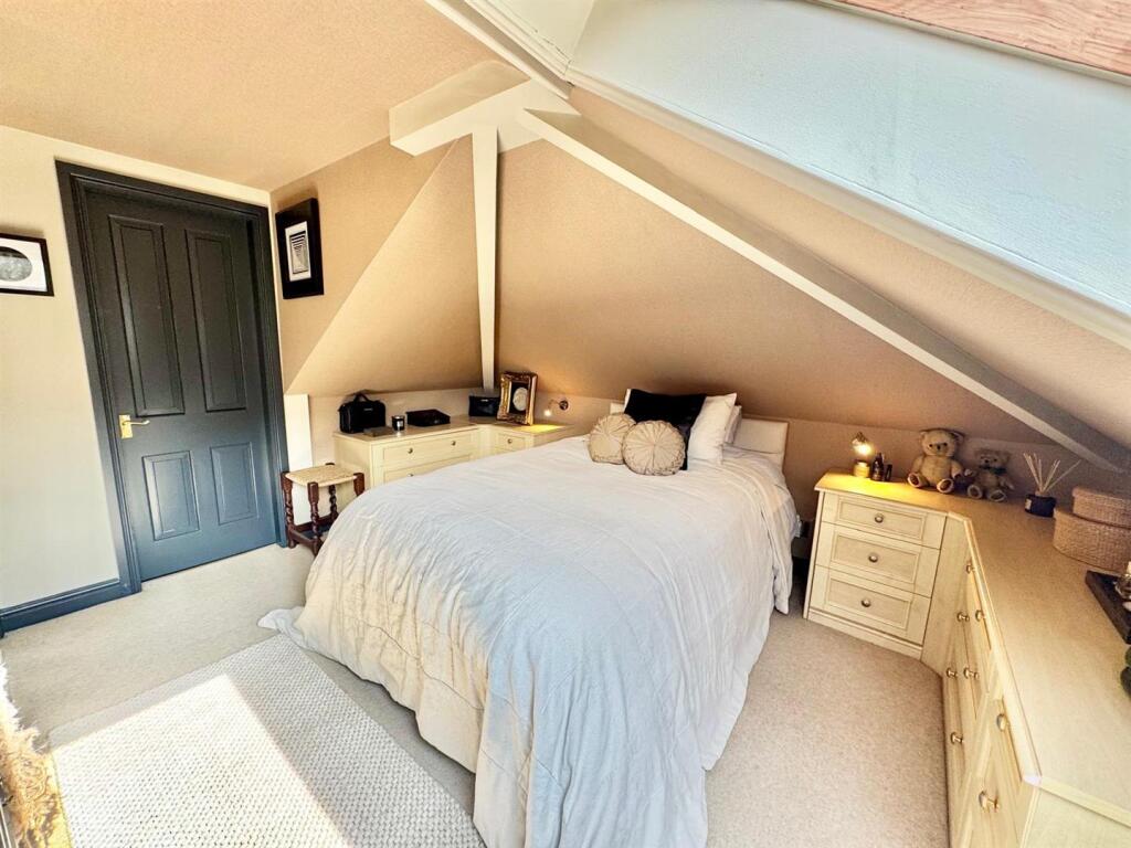 PHOTO-2025-04-07-20-42-23 (2).jpg