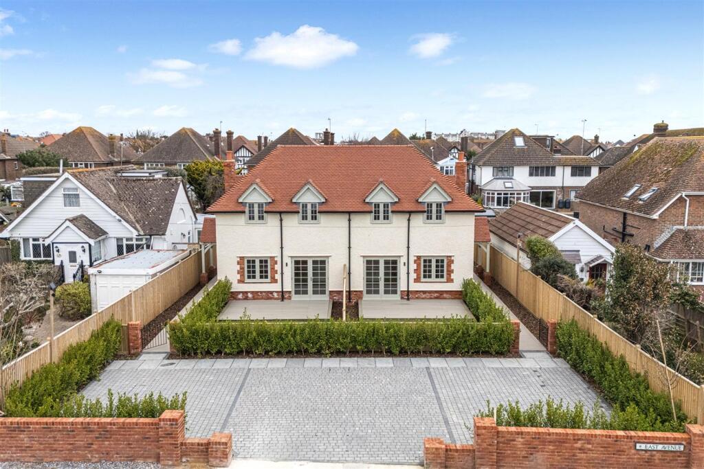 East Avenue, 6a-032.jpg