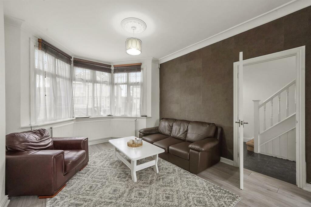 Lounge Area.jpg