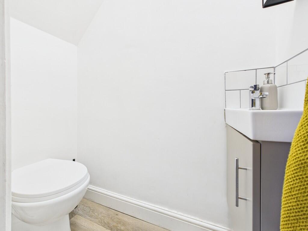 CAM02854G0-PR0330...