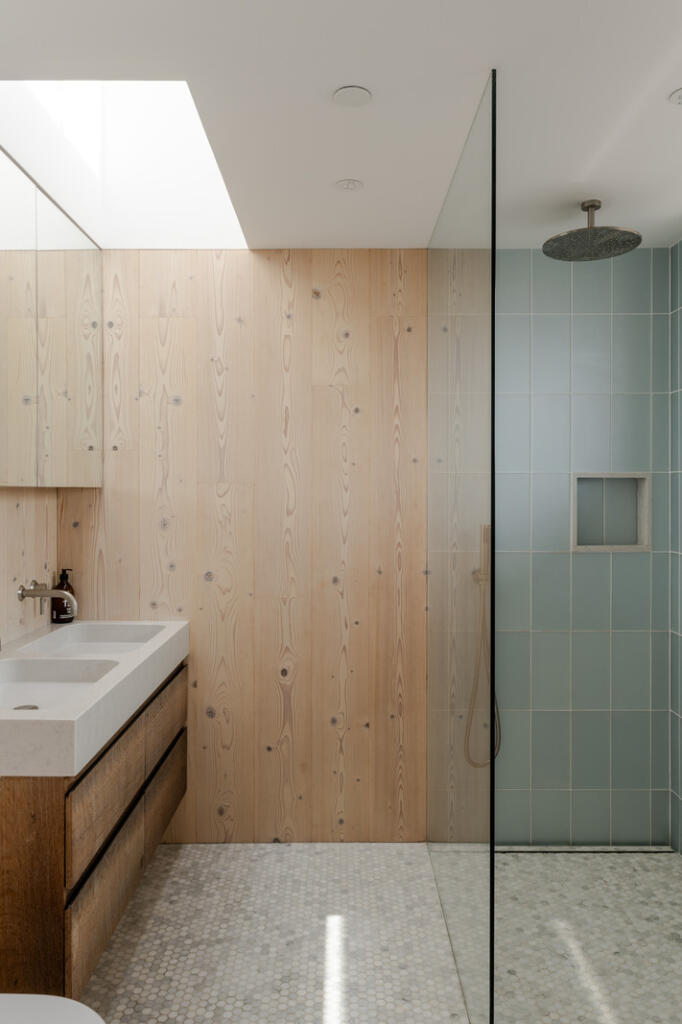 279984 - 20250424-THE-SEA-HOUSE_CAMBER_TMH-83_H...