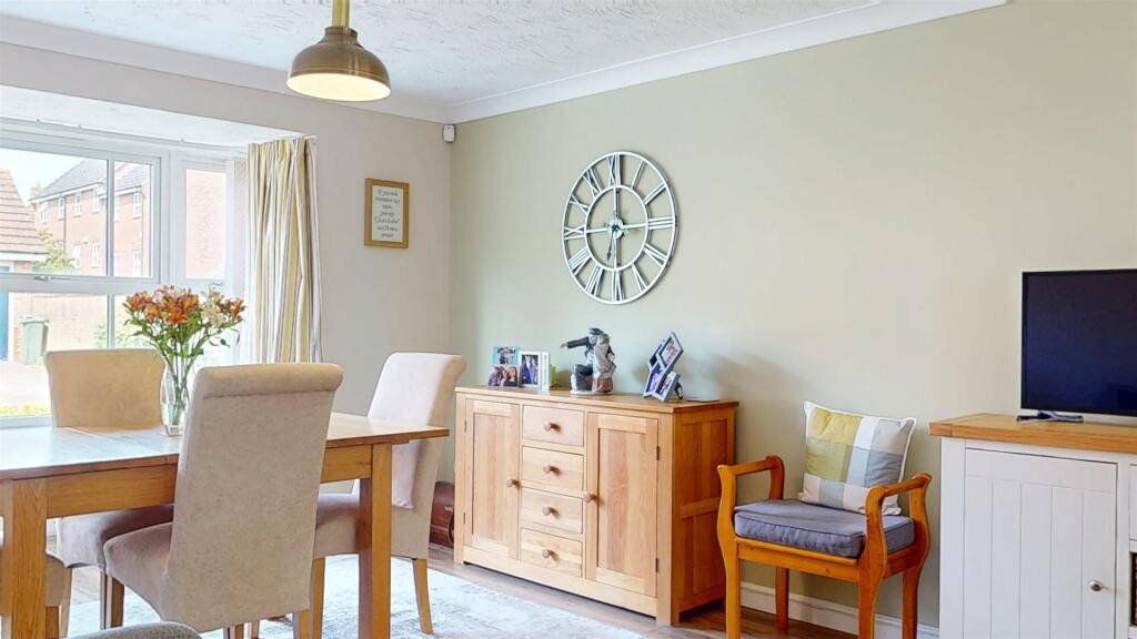 OPEN PLAN KITCHEN DINING ROOM