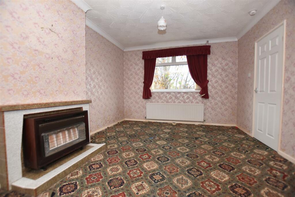 Lounge Area.JPG