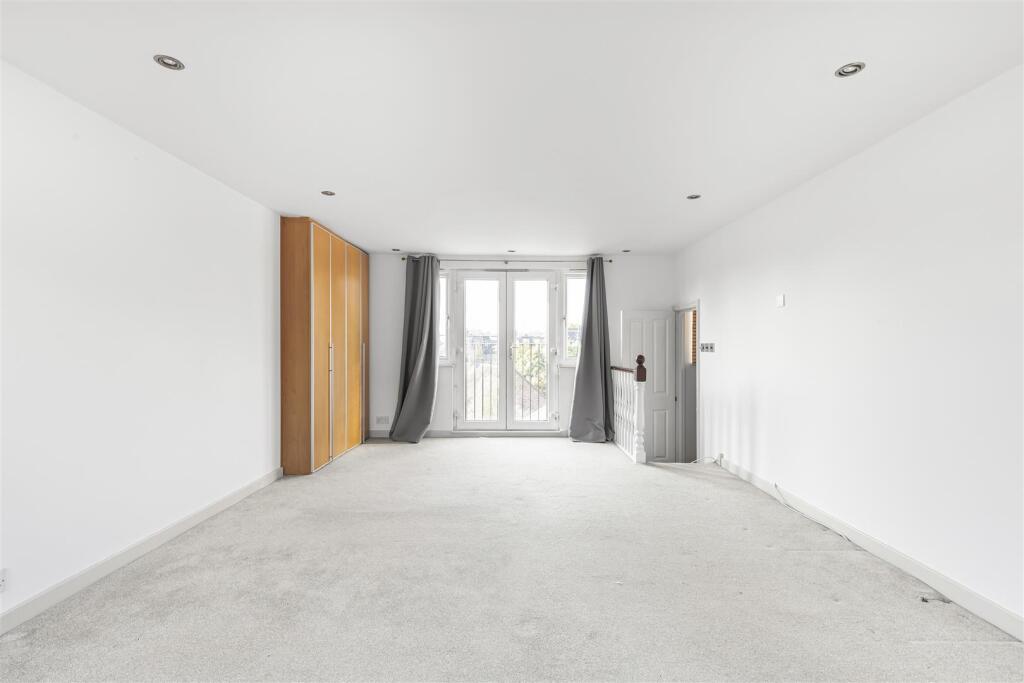 James_anderson-97_lower_richmond_road-sw14__15_.jp