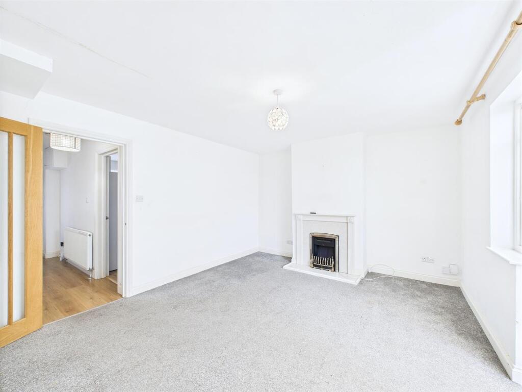 10 - 3-bedroom Semi detached house.jpg
