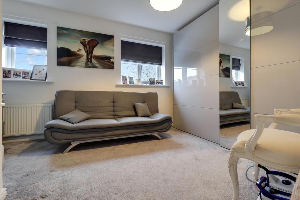 9- Rob Hammond EweMove Pontefract