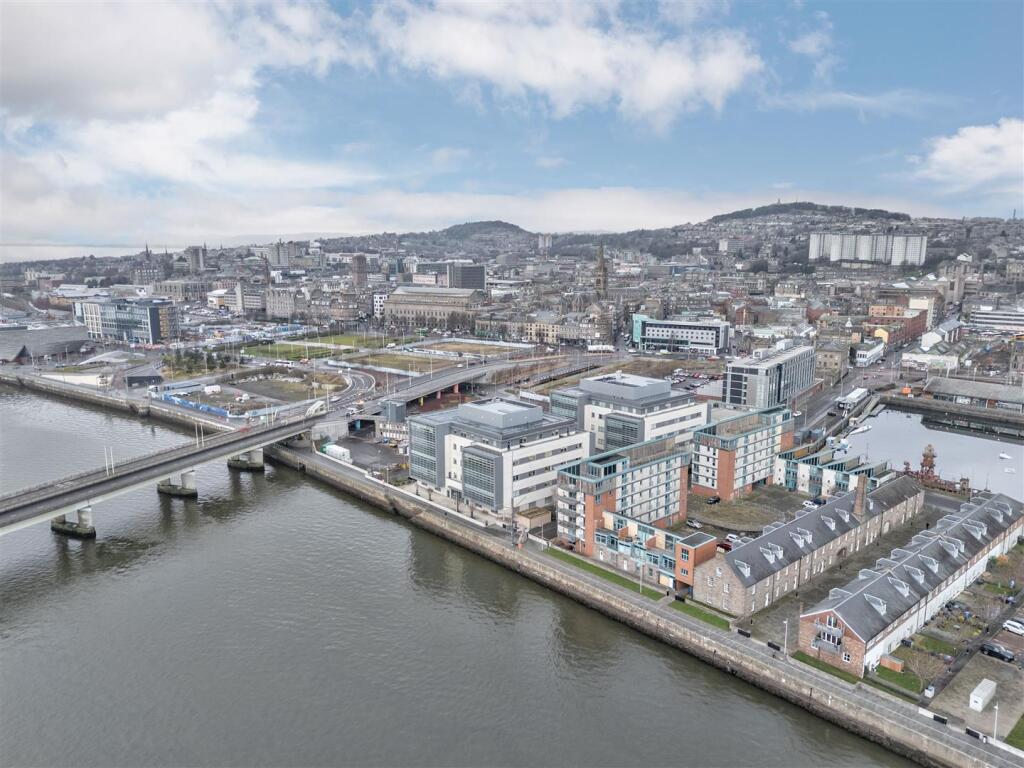 Unicorn Court, 62 Victoria Dock Road Dundee-5.JPG