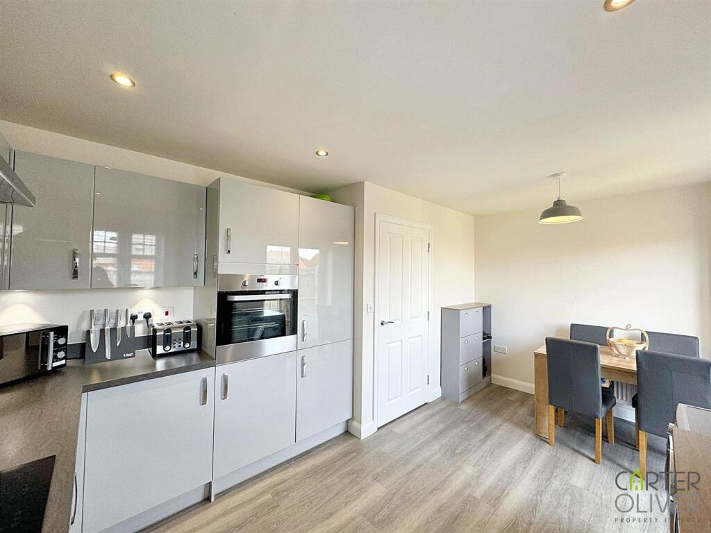 Kitchen / Diner