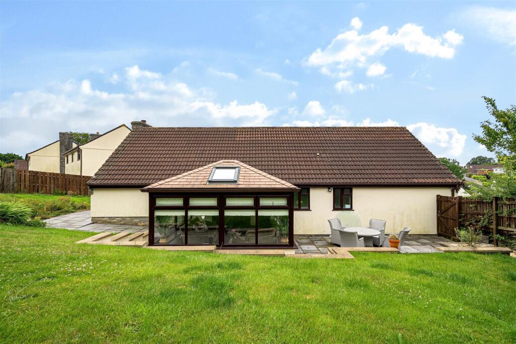 Oaktree Side Rear 25.jpg