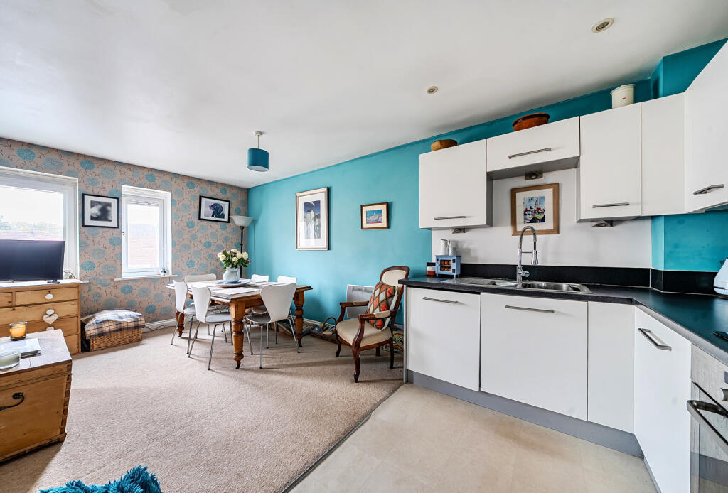 1363143-11-68e92a...