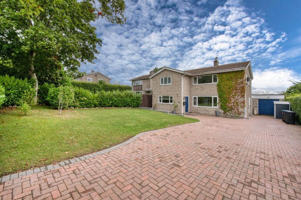 Front of the home  .jpg