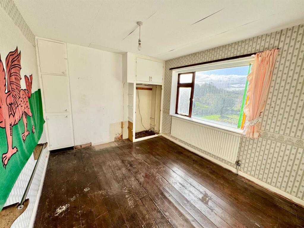 PHOTO-2025-11-17-21-14-16 (14).jpg