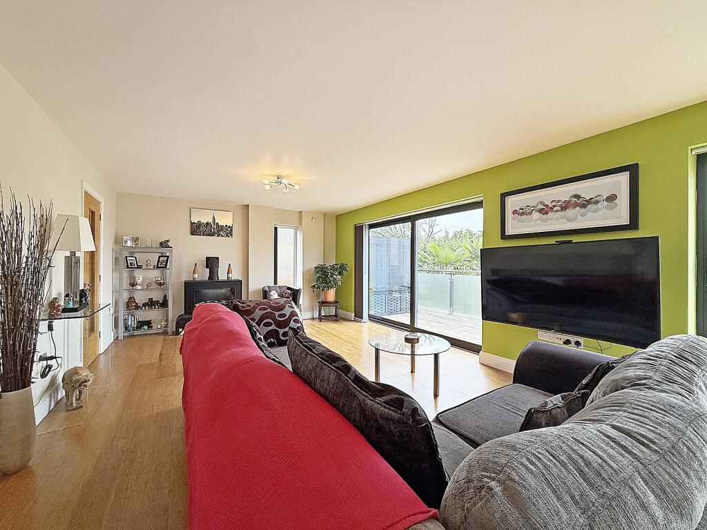 Kitchen/Diner/Living Room