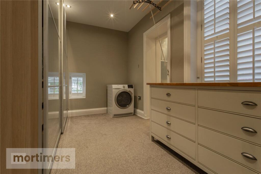 Laundry Room/Bedroom
