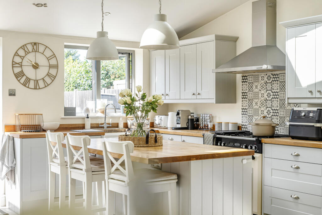 1318765-12-68681e...