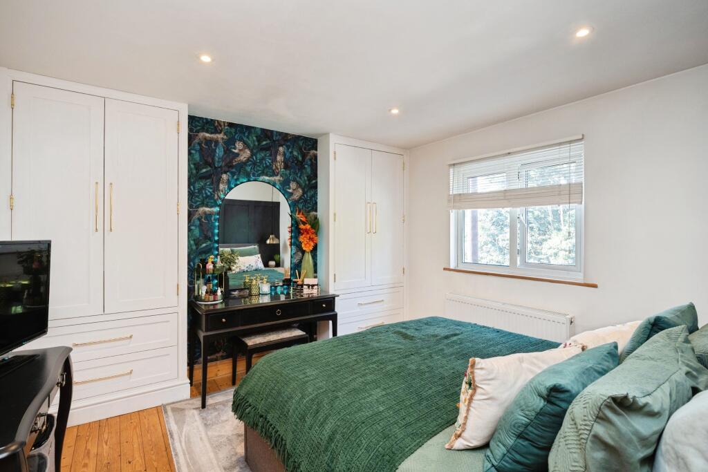 3parkviewcottagemaidstoneroadtonbridgetn110hp-4