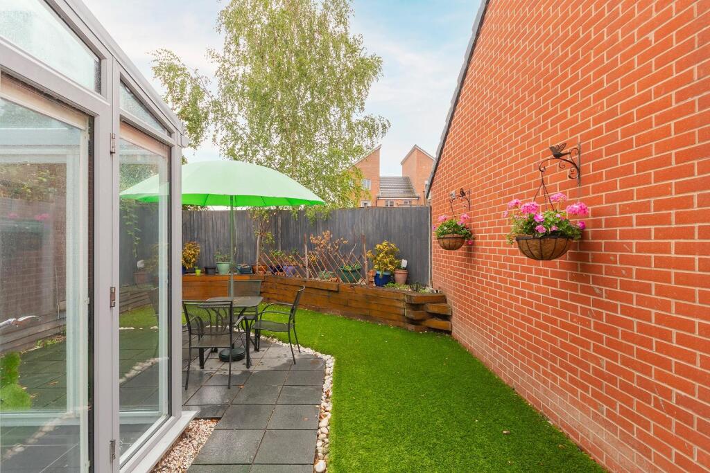 2G8CWCV - External H.jpg