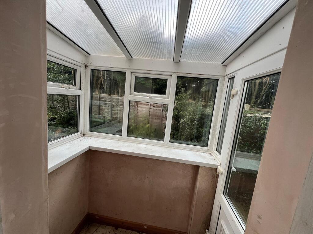 Side porch