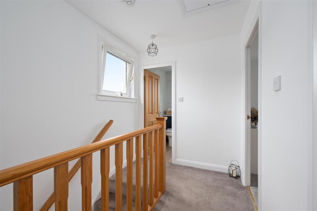38WatsonPlace018.JPG