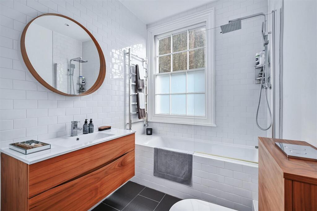 22 Croft road tn34 (20).jpg