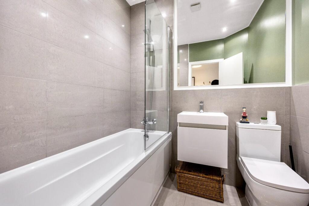 School Road_8_The Pinnacle_Flat 13-009.JPG