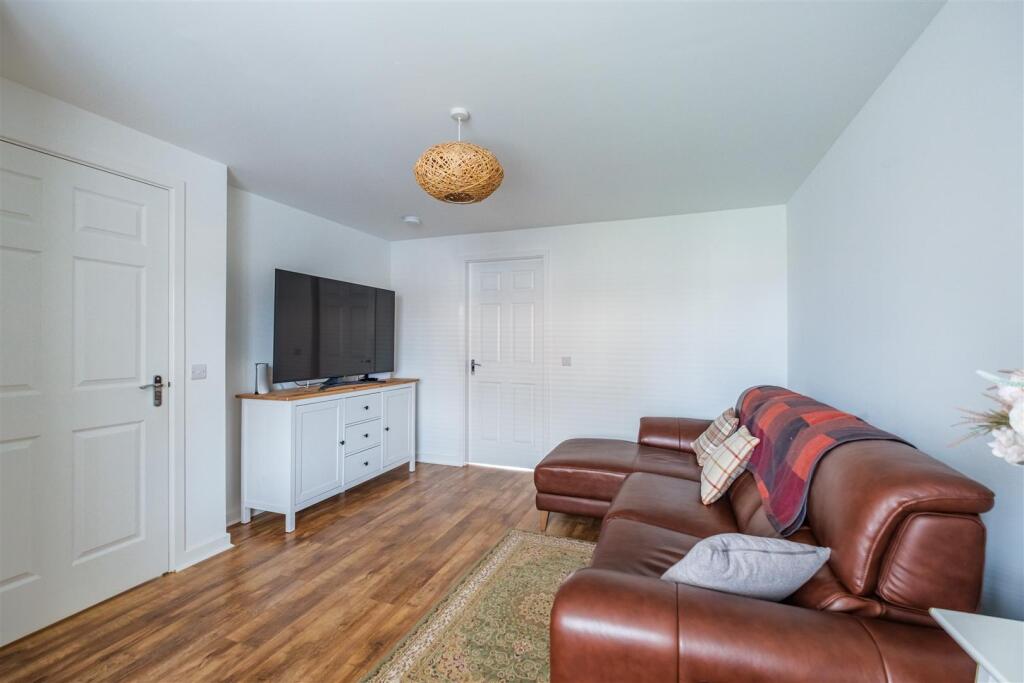 Twister Crescent-17.jpg