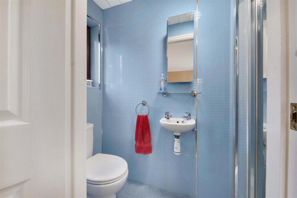 14 Bedroom Three En-suite