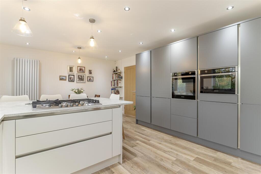 Dining Kitchen - E-Edit.jpg
