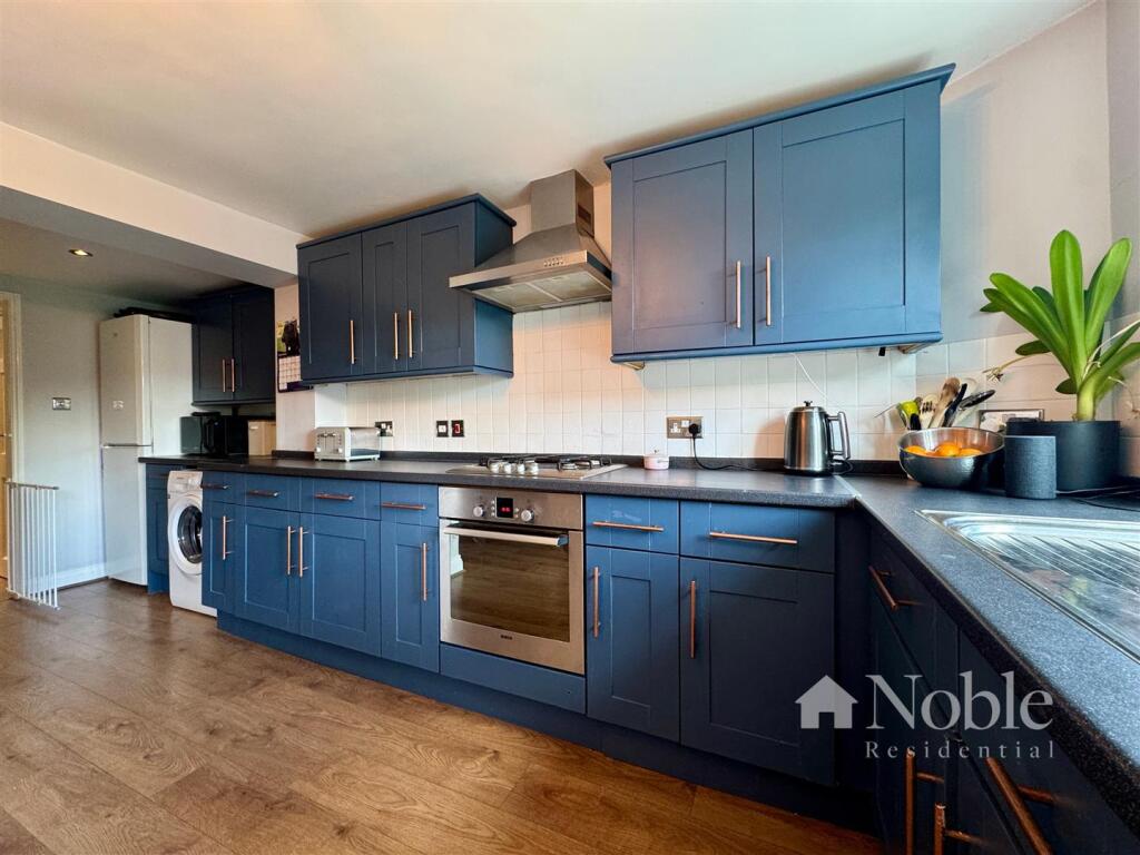 Open Plan Kitchen/ Dining Room