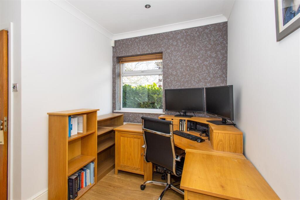 Hall/Study space