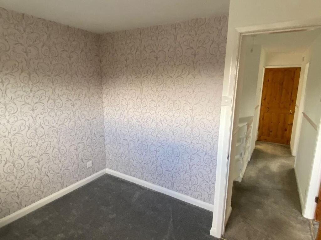 Bedroom 3 2.jpg