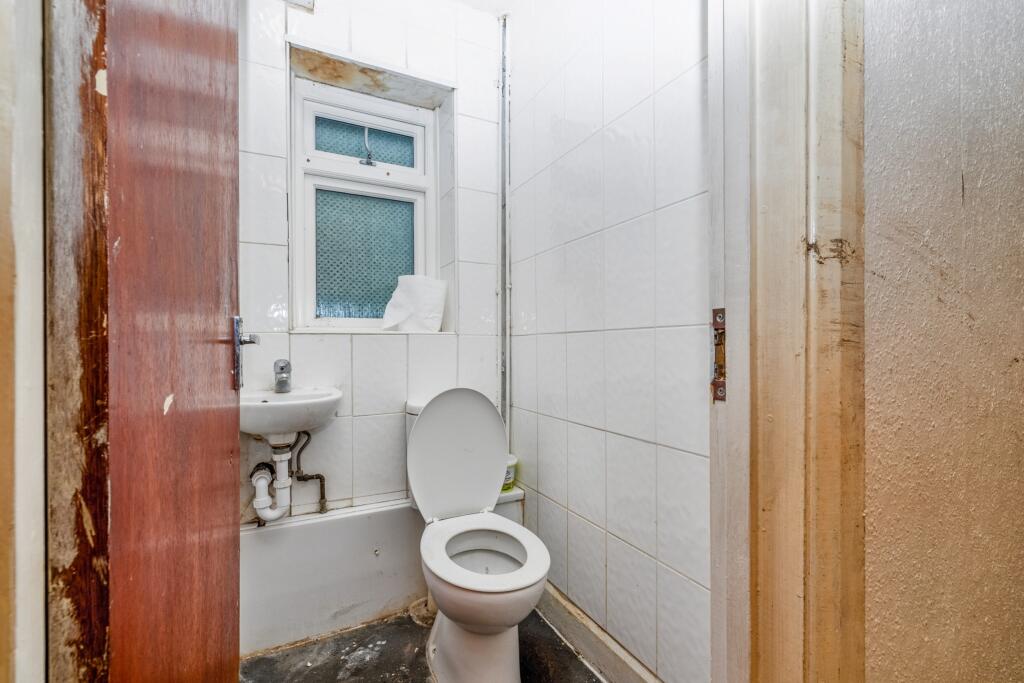 74 Lyal Road, Bow London E3 5QQ