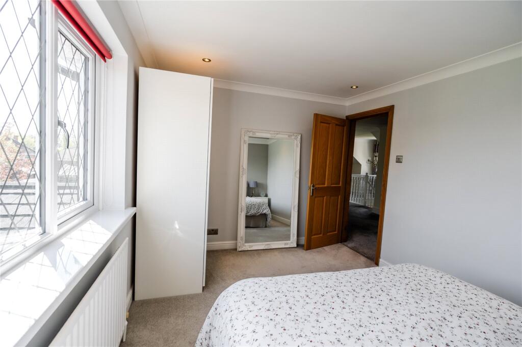 Bedroom 4 (2)