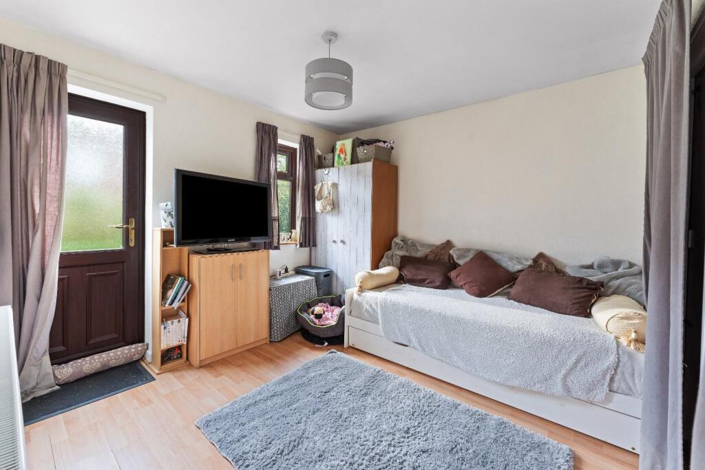 4 St Andrews Close, Congresbury BS49 5DZ-41.jpg